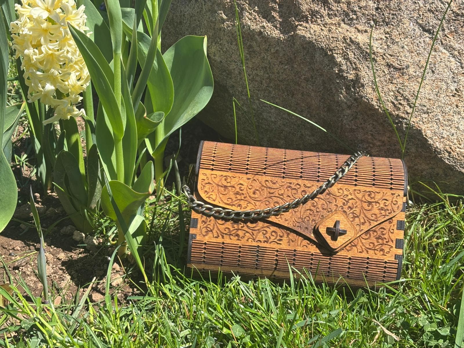 Model 4 handcrafted bag